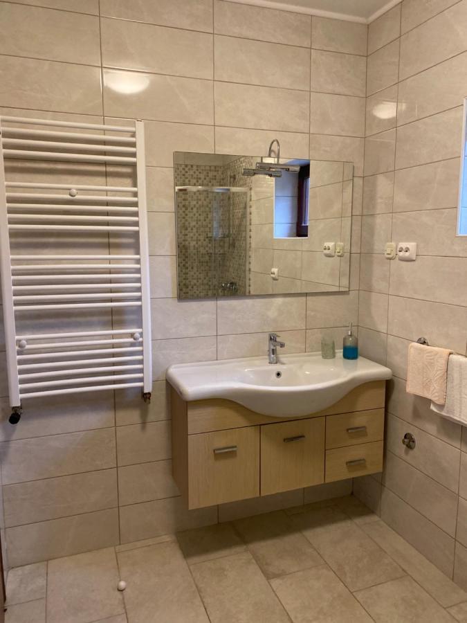 Apartment Mare Krk Milohnici Экстерьер фото