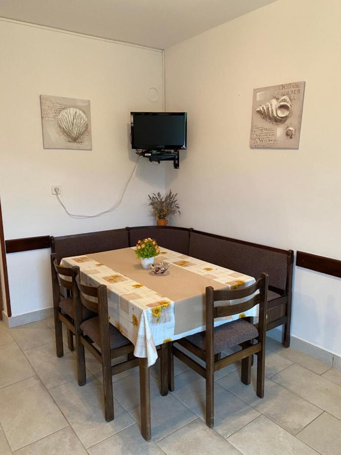 Apartment Mare Krk Milohnici Экстерьер фото