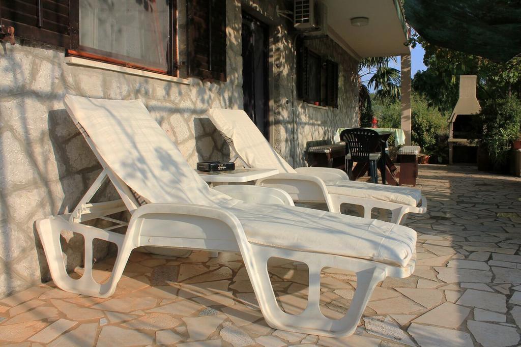 Apartment Mare Krk Milohnici Экстерьер фото