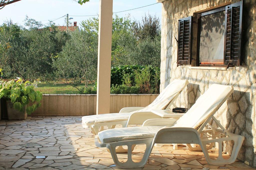 Apartment Mare Krk Milohnici Экстерьер фото